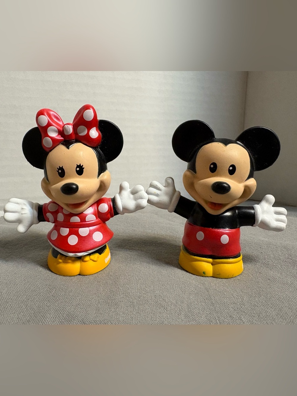 Disney Little People – Donald, Daisy, Minnie, Mickey, Goofy & Pluto - Picture 2 of 6